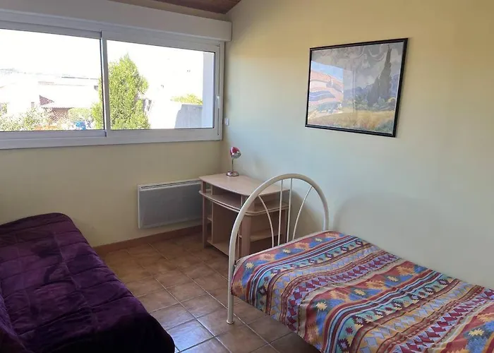 Вилла Villa Frontignan Plage Фронтиньян